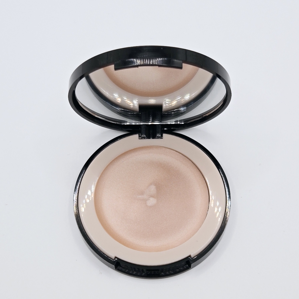 New Doll 10 New H2Glow Highlighter Color:Champagne